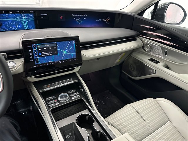 New 2026 Lincoln Nautilus Reserve image 27