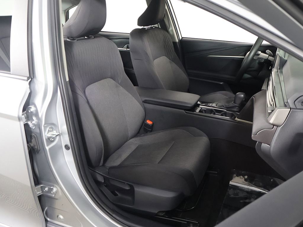 Used 2025 Toyota Camry LE FWD image 26