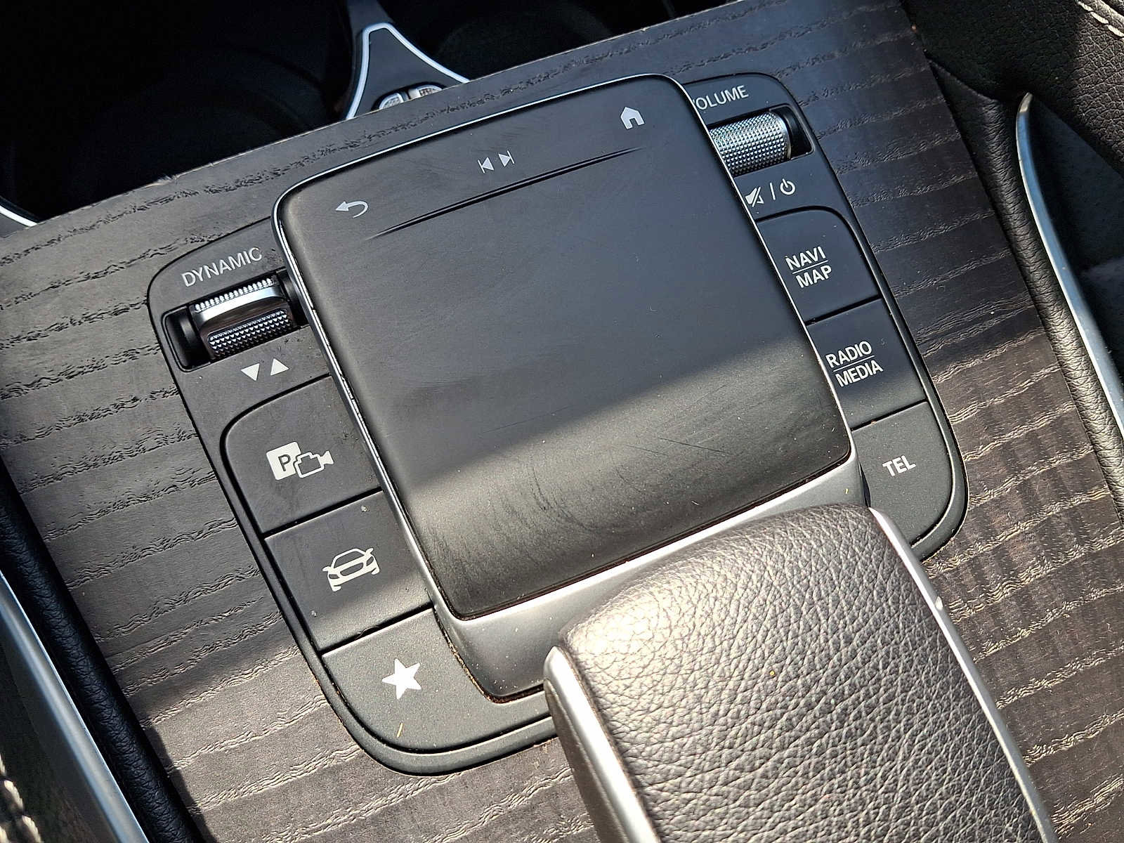 Used 2022 Mercedes-Benz GLS 450 4MATIC image 36