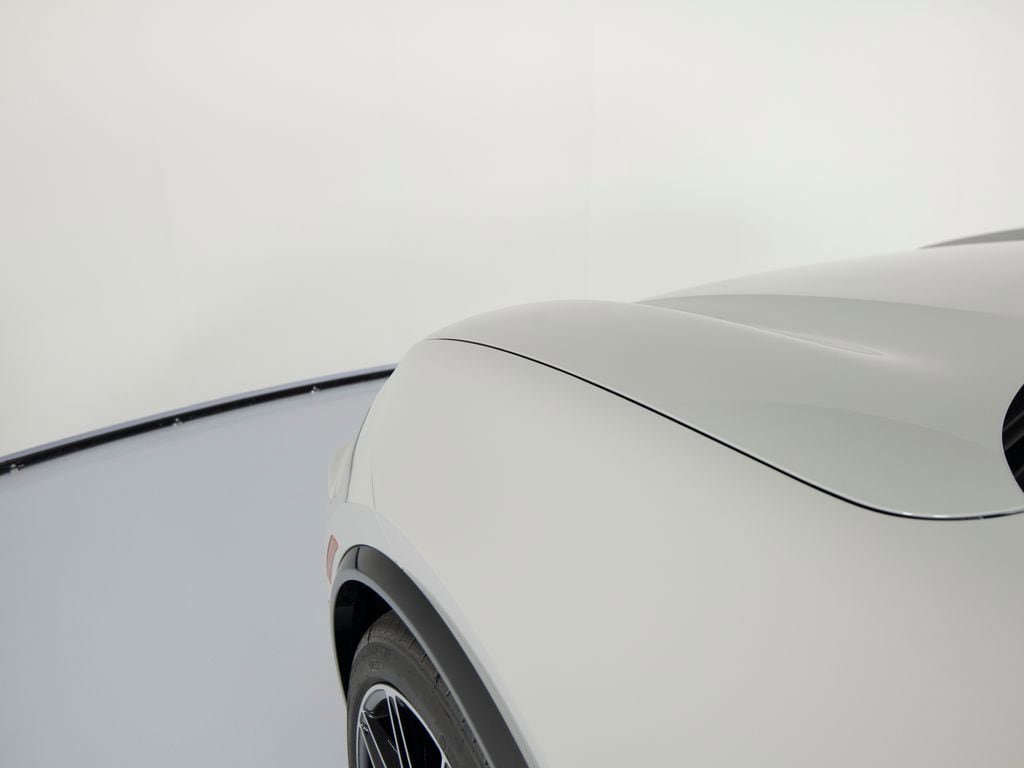 New 2026 Porsche Macan Turbo Electric AWD/4WD image 43