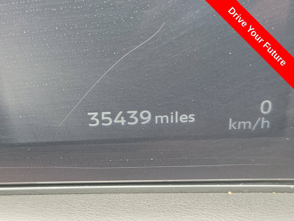 Used 2024 Nissan Ariya FWD image 8