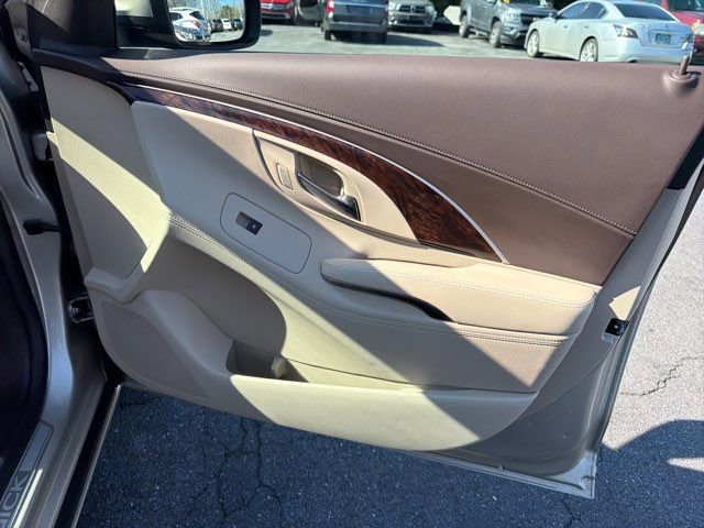 Used 2015 Buick LaCrosse Leather image 19