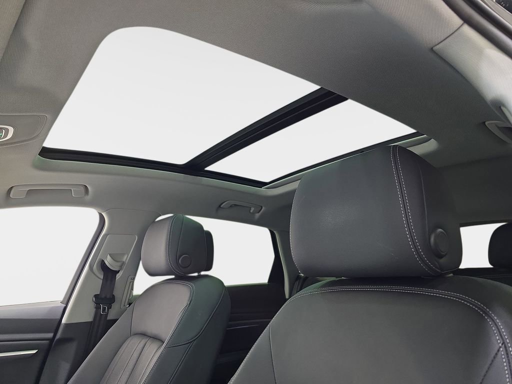 Used 2023 Audi e-tron Premium Plus w/ Premium Plus Package image 29