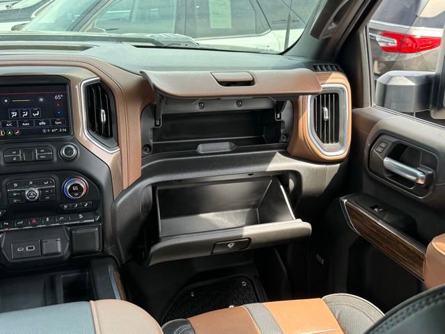 Used 2023 Chevrolet Silverado 2500 High Country w/ Z71 Off-Road Package AWD/4WD image 31