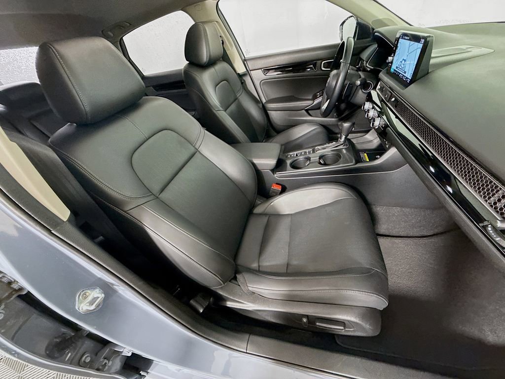 Used 2023 Honda Civic Touring image 28