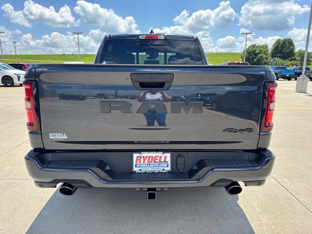 New 2026 RAM 1500 Express AWD/4WD image 28