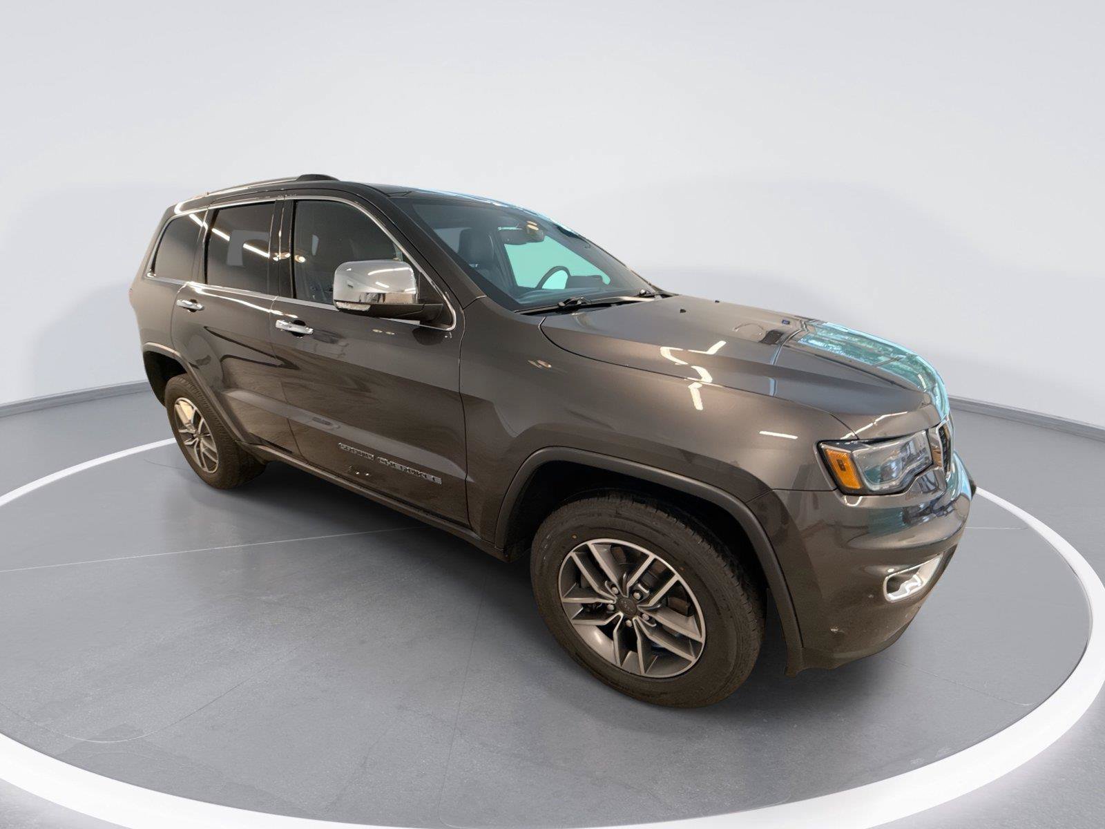 Used 2021 Jeep Grand Cherokee Limited w/ Premium Lighting Group