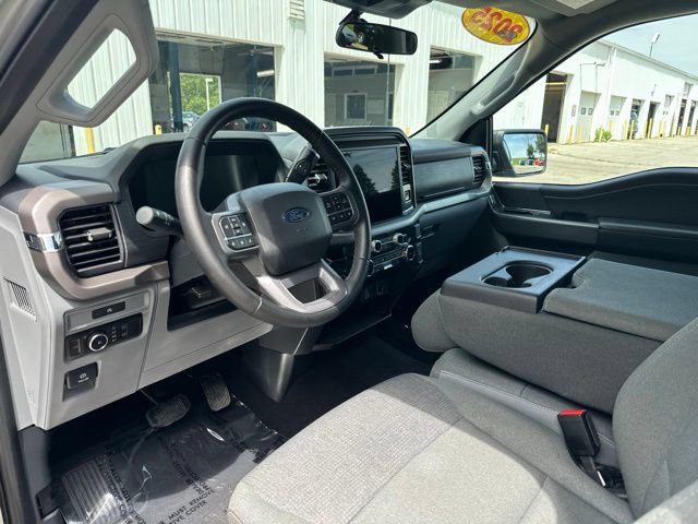 Used 2025 Ford F150 XLT w/ Equipment Group 301A Standard AWD/4WD image 45