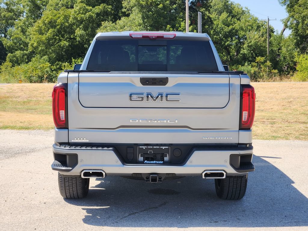 Used 2023 GMC Sierra 1500 Denali Ultimate AWD/4WD image 6