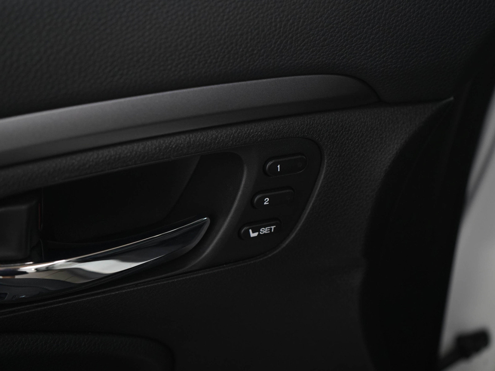 Used 2022 Honda Pilot Black Edition image 24