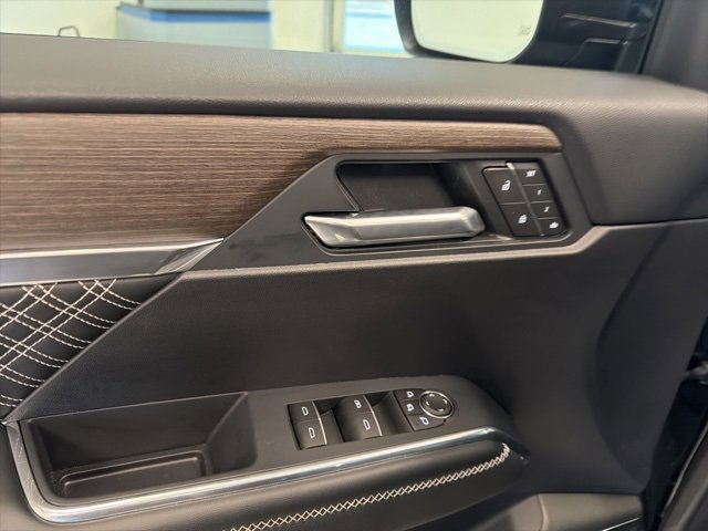 Used 2025 GMC Acadia Denali w/ LPO, Cargo Package image 36