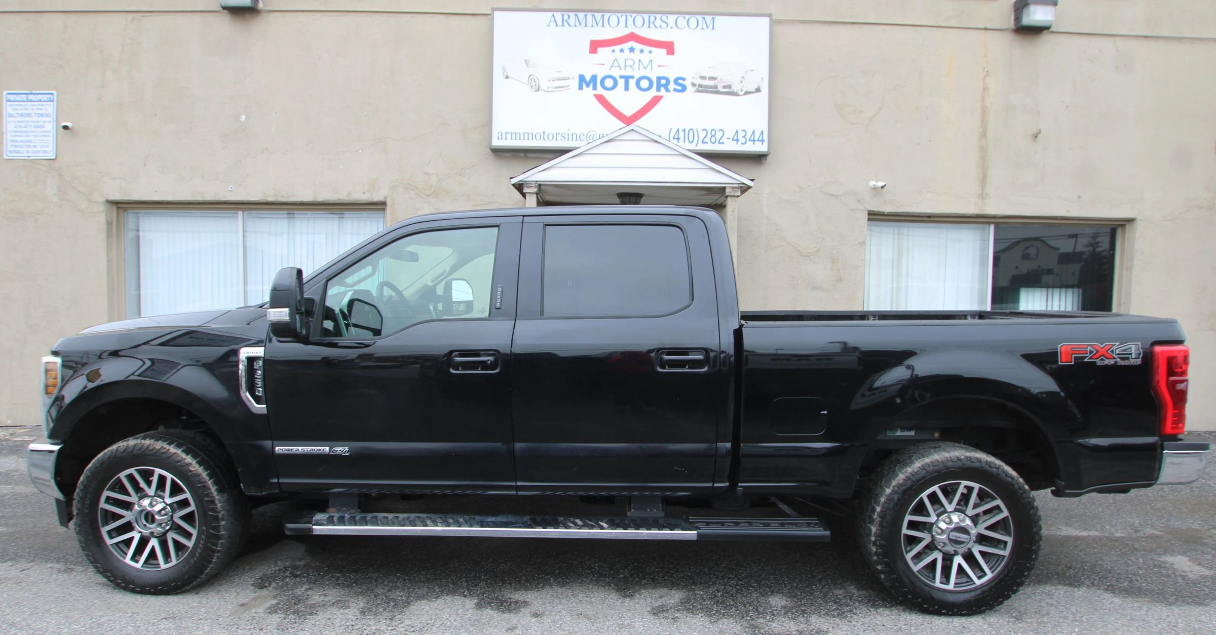 Used 2019 Ford F250 Lariat w/ Lariat Value Package image 5
