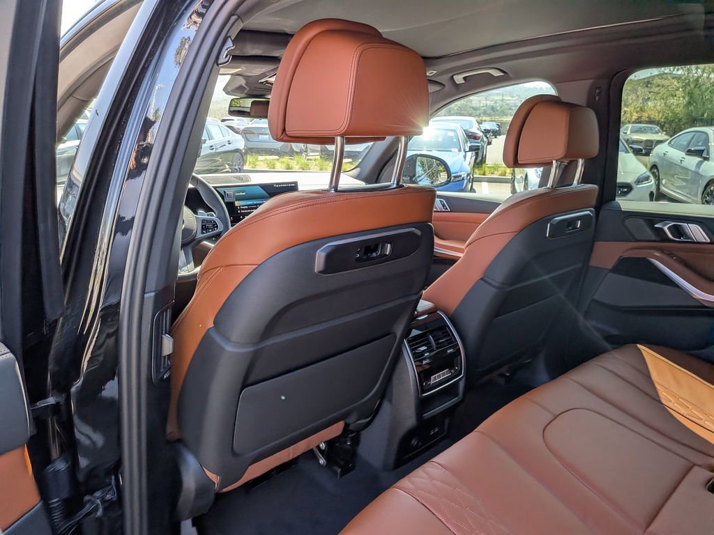 New 2026 BMW X5 xDrive50e image 35