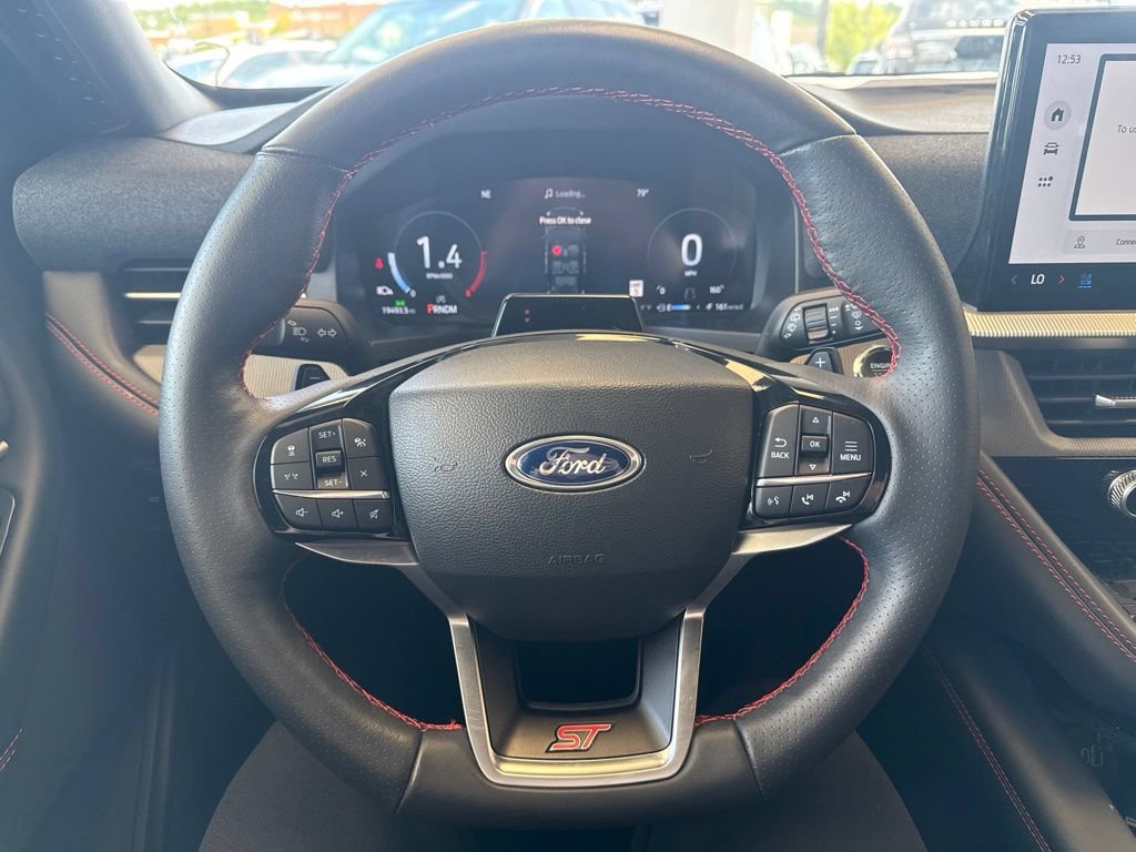 Used 2025 Ford Explorer ST AWD/4WD image 16