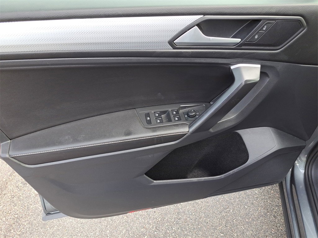 Used 2024 Volkswagen Tiguan S image 14