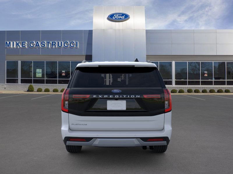 New 2026 Ford Expedition Platinum image 5
