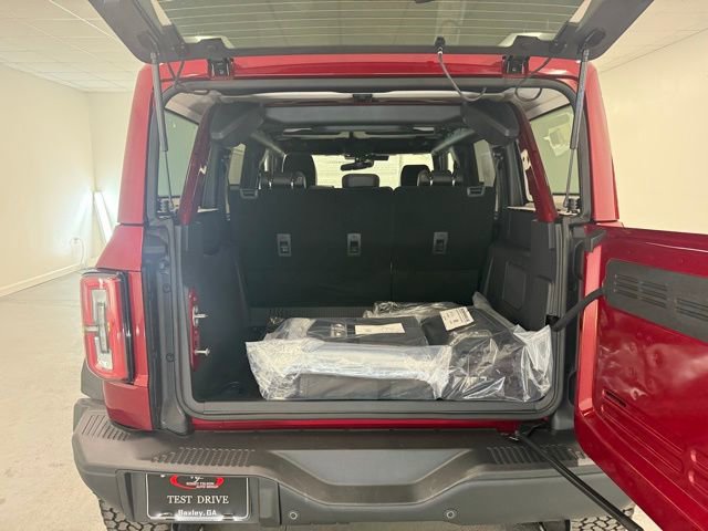 New 2026 Ford Bronco Badlands image 8