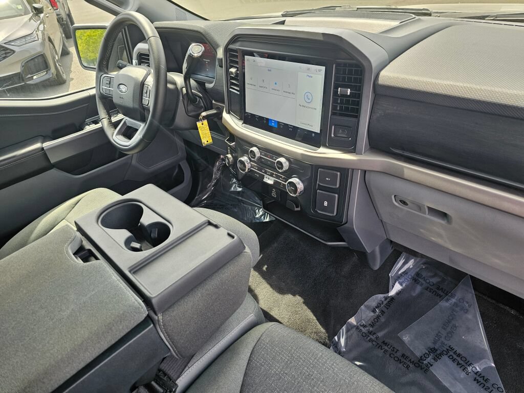 Used 2025 Ford F150 XLT w/ Equipment Group 301A Standard AWD/4WD image 28