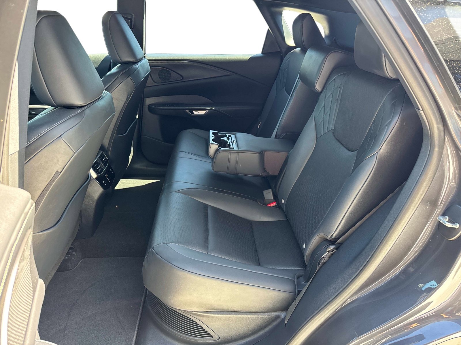 Used 2025 Lexus RX 350h w/ Accessory Package (Z1) AWD/4WD image 14