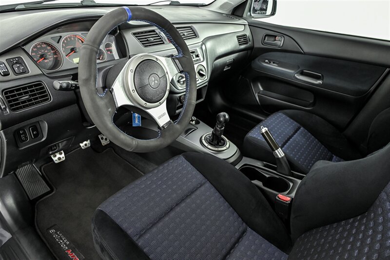 Used 2005 Mitsubishi Lancer Evolution AWD/4WD image 21