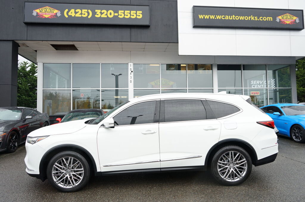 Used 2022 Acura MDX SH-AWD w/ Advance Package image 2