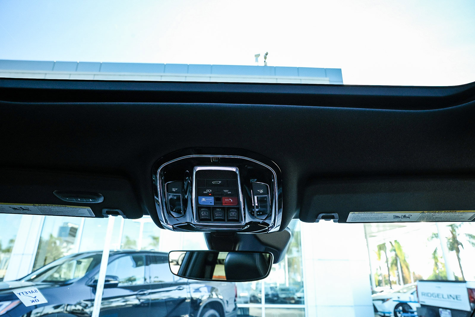 Used 2022 Jeep Grand Cherokee Overland image 24