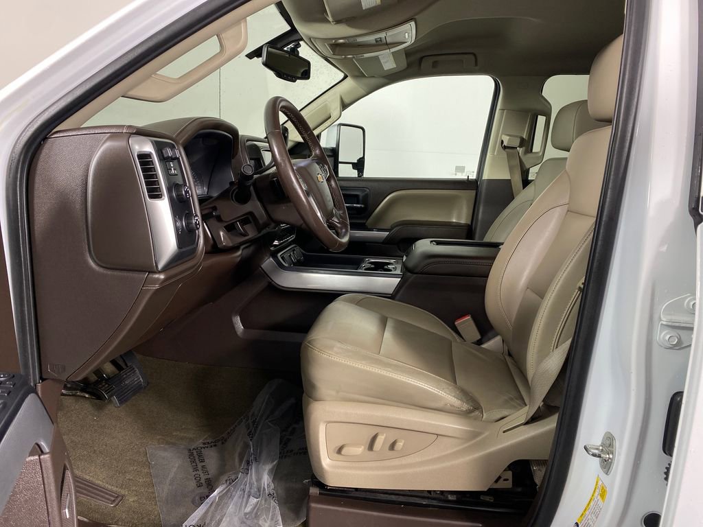 Used 2016 Chevrolet Silverado 2500 LTZ w/ Duramax Plus Package image 6