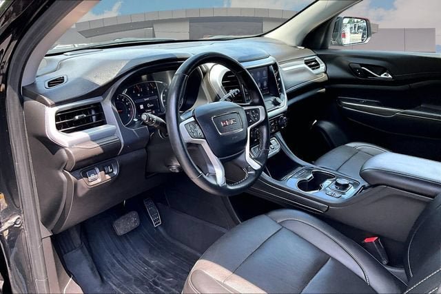 Used 2023 GMC Acadia SLT w/ Preferred Package AWD/4WD image 13