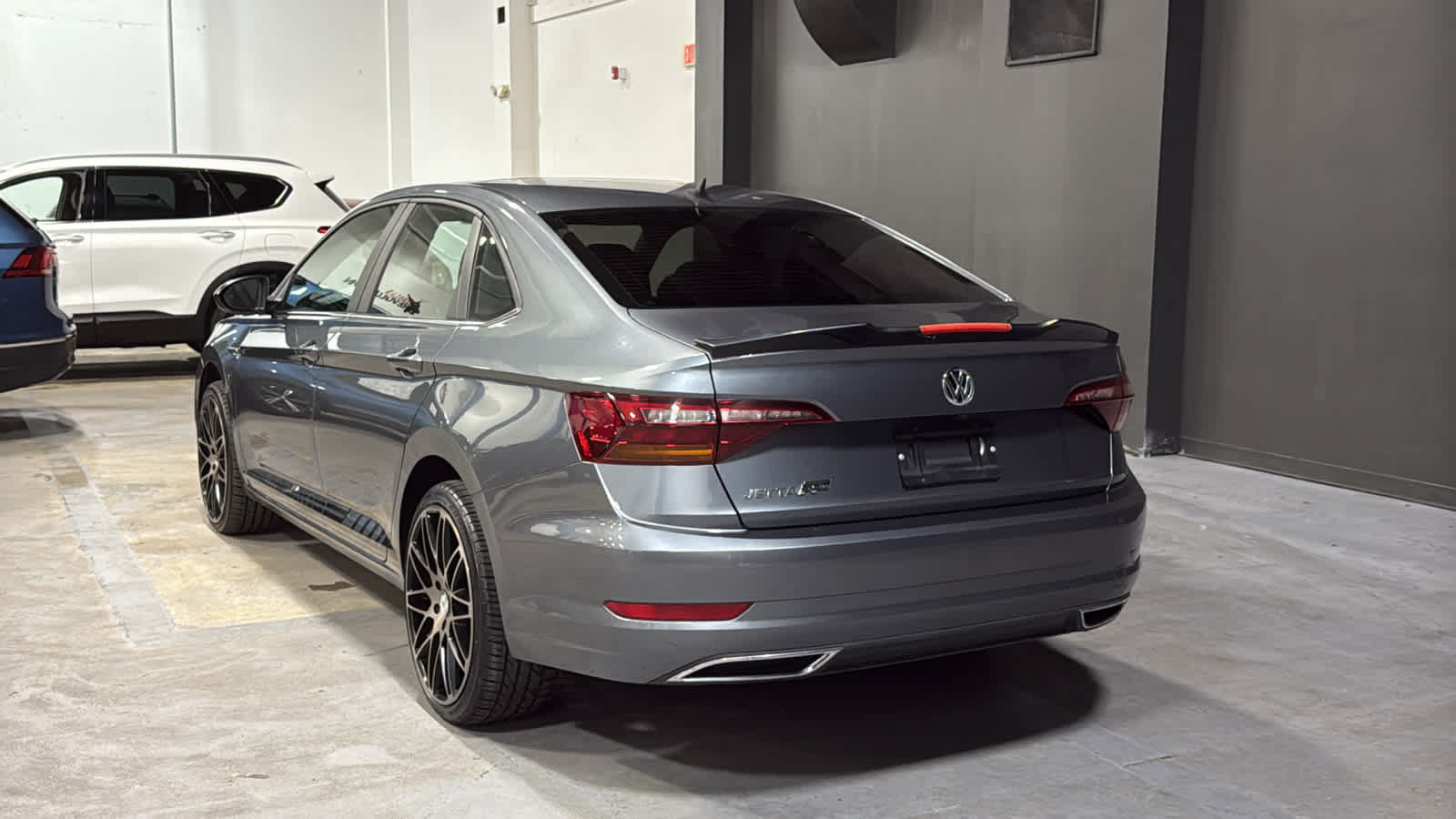 Used 2019 Volkswagen Jetta R-Line FWD image 6