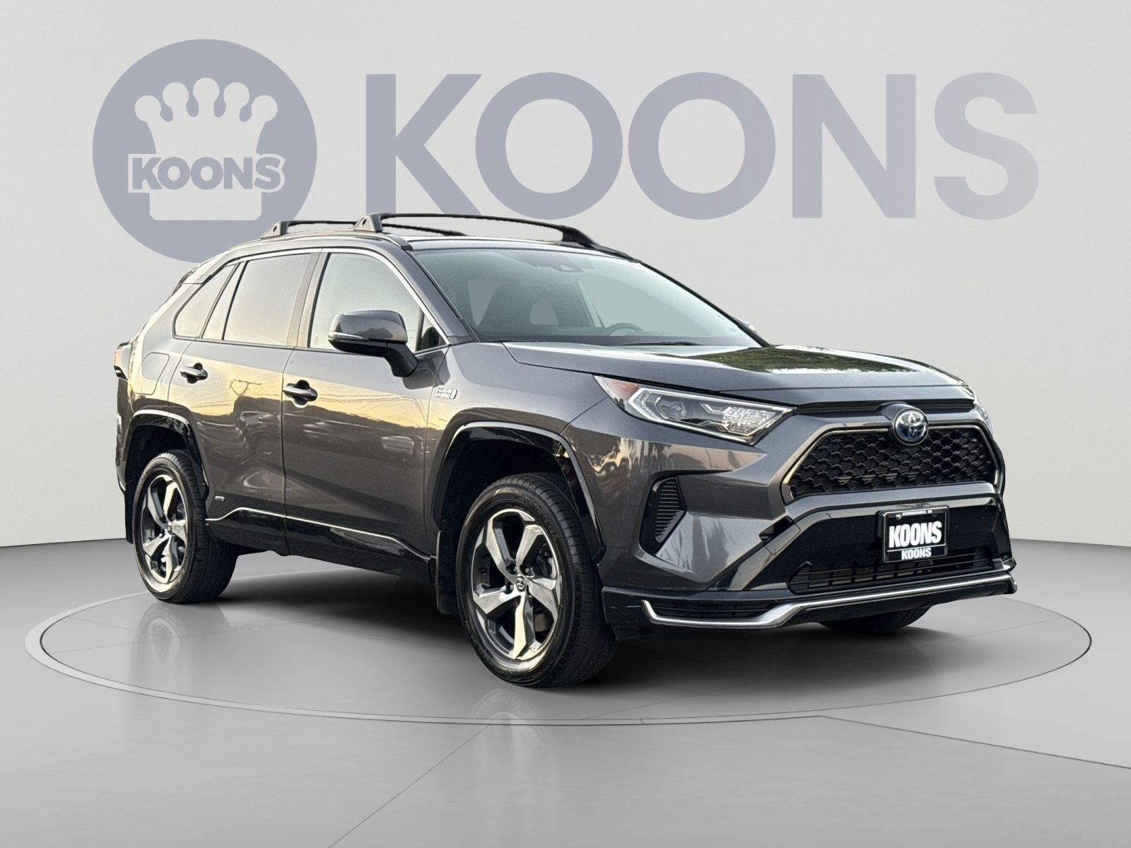 Used 2021 Toyota RAV4 SE w/ Weather & Moonroof Package AWD/4WD image 7