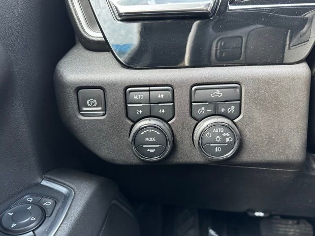 Used 2024 Chevrolet Silverado 1500 RST image 30