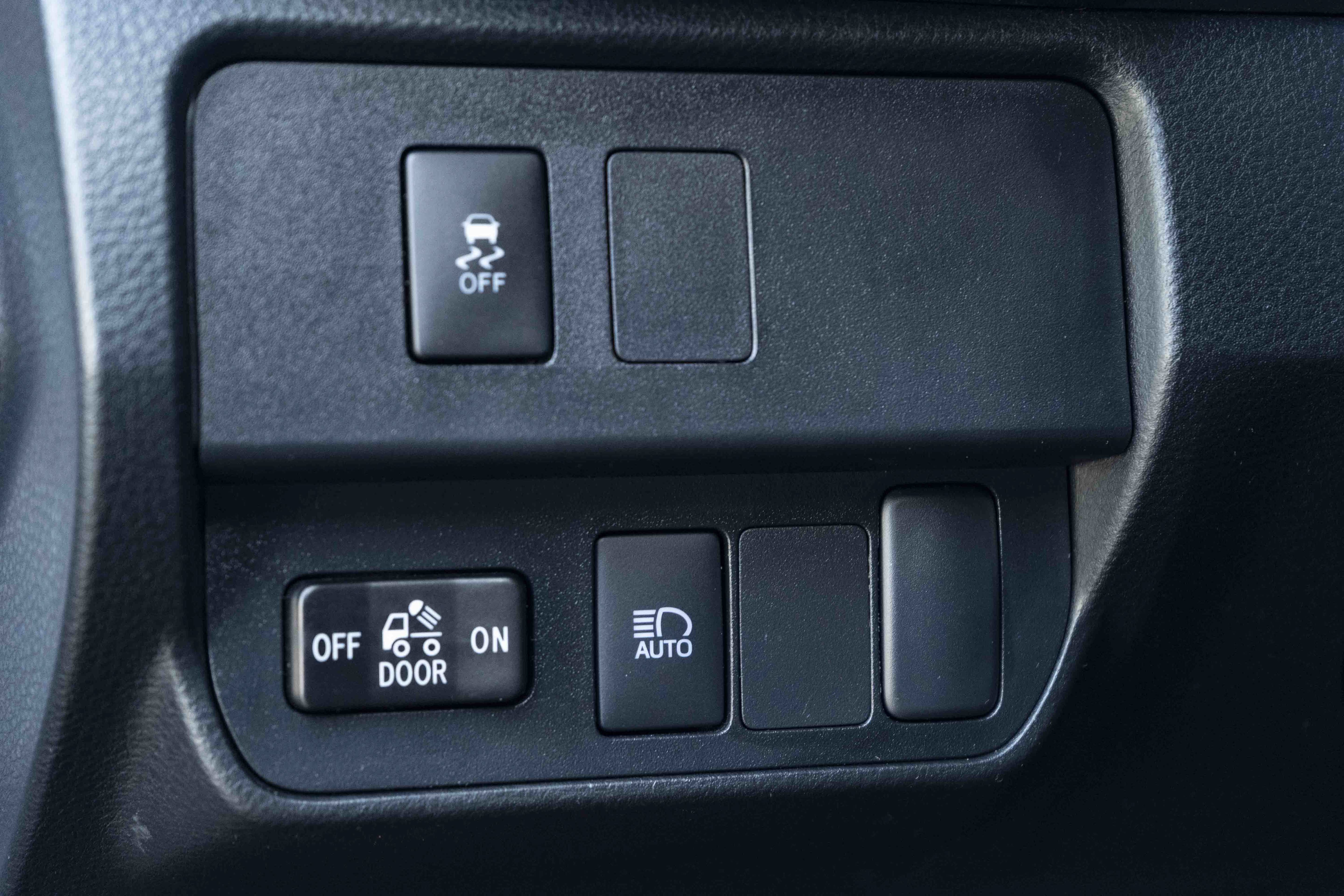 Used 2023 Toyota Tacoma SR AWD/4WD image 36