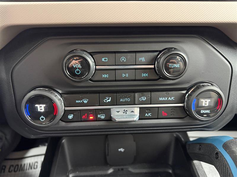 Used 2023 Ford Bronco Wildtrak image 21