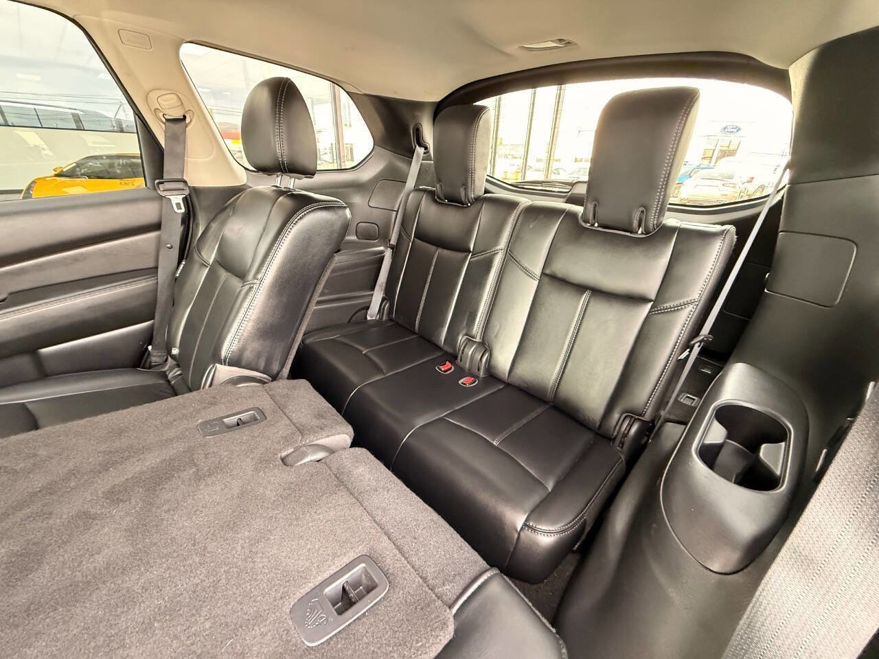 Used 2018 Nissan Pathfinder SL image 8