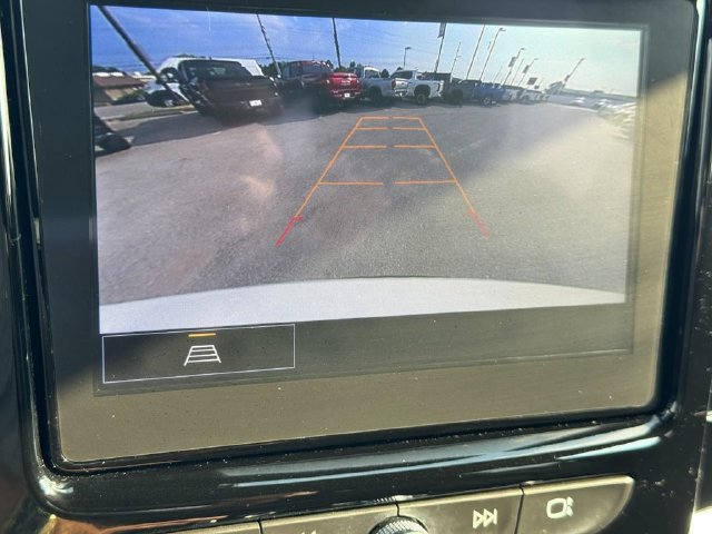 Used 2023 Chevrolet Traverse LT AWD/4WD image 31