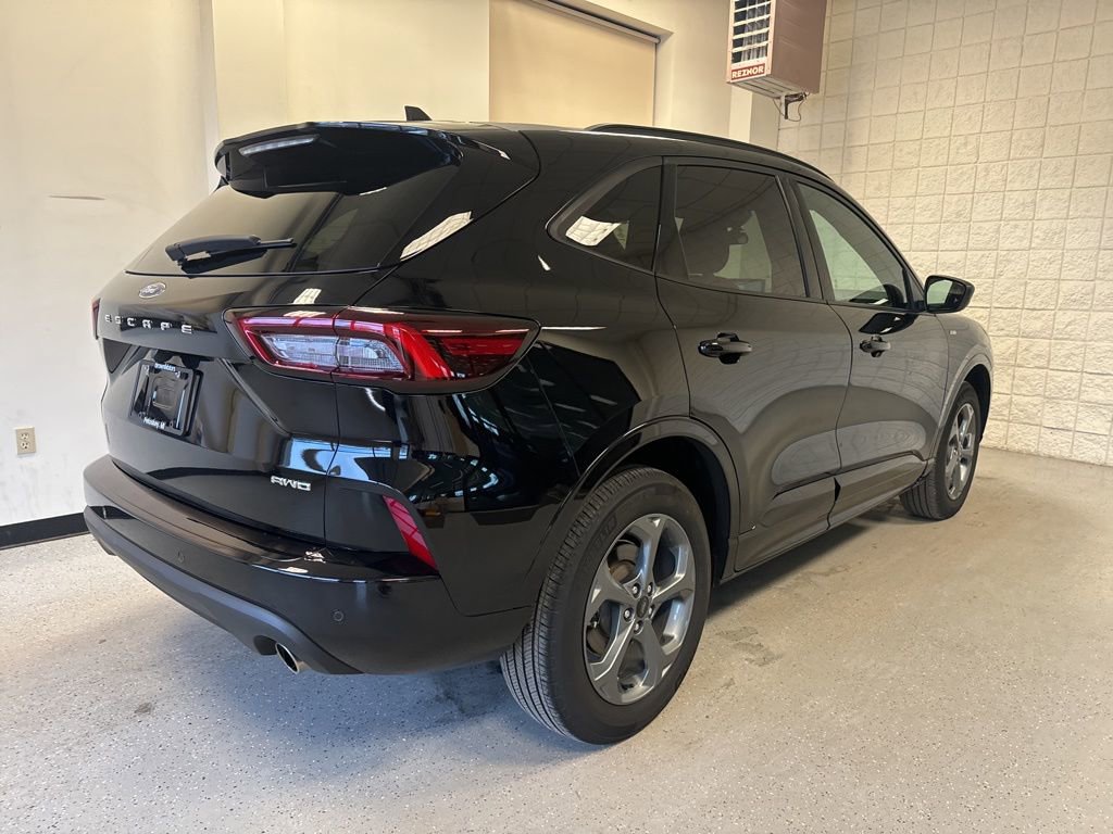 Used 2024 Ford Escape ST-Line w/ Tech Pack #1 AWD/4WD image 46