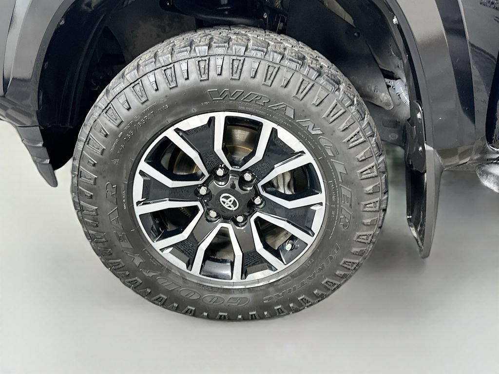 Used 2023 Toyota Tacoma TRD Sport RWD image 29