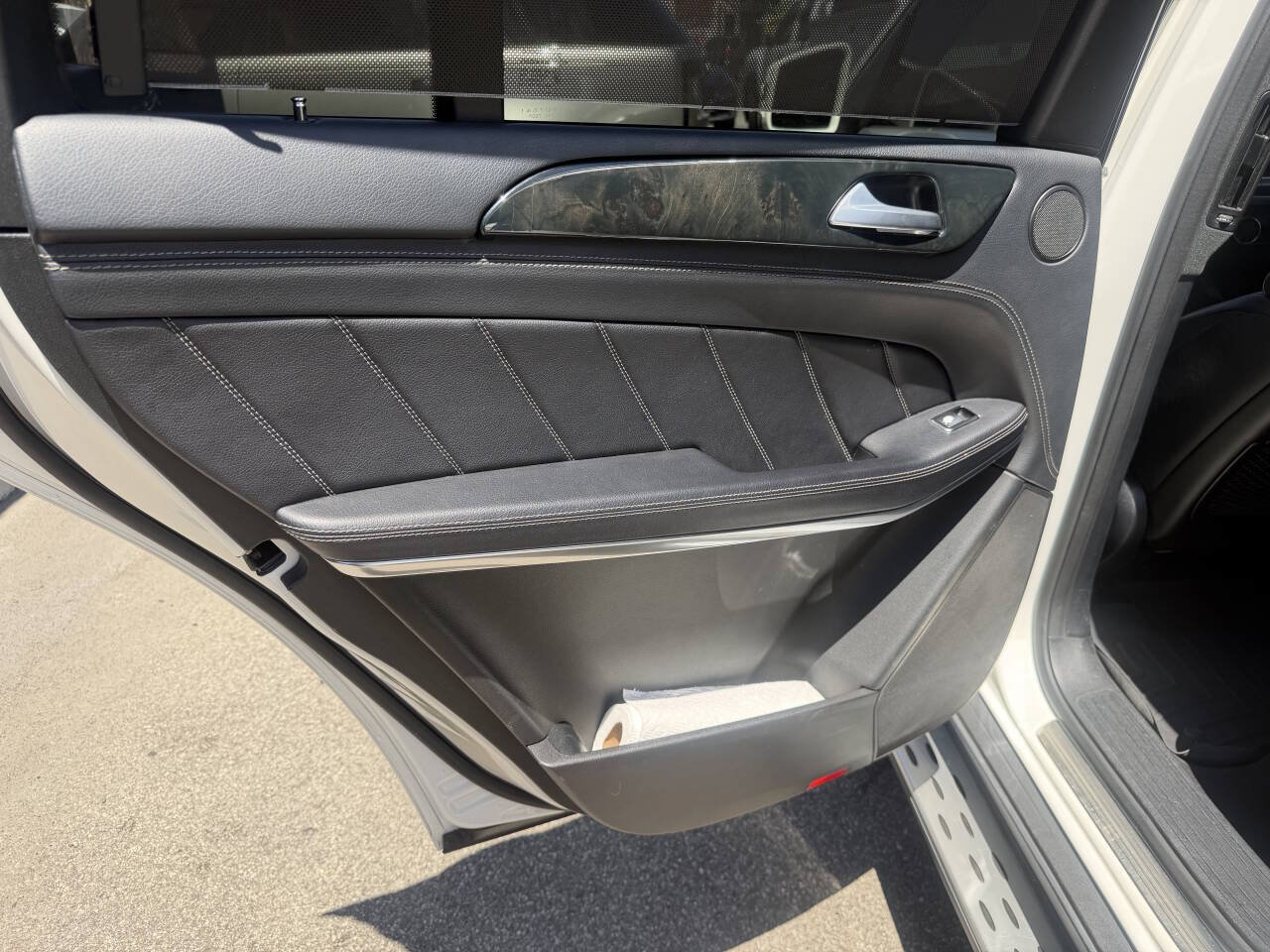 Used 2014 Mercedes-Benz GL 550 4MATIC image 15