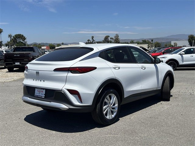 New 2025 Buick Envista Preferred image 3