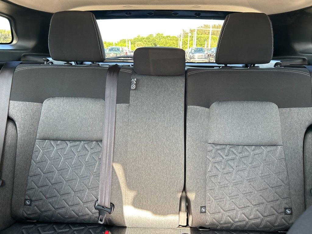 New 2026 Nissan Kicks SV w/ Charging Package FWD image 14