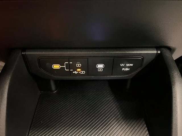 Used 2025 Kia K4 FWD image 26