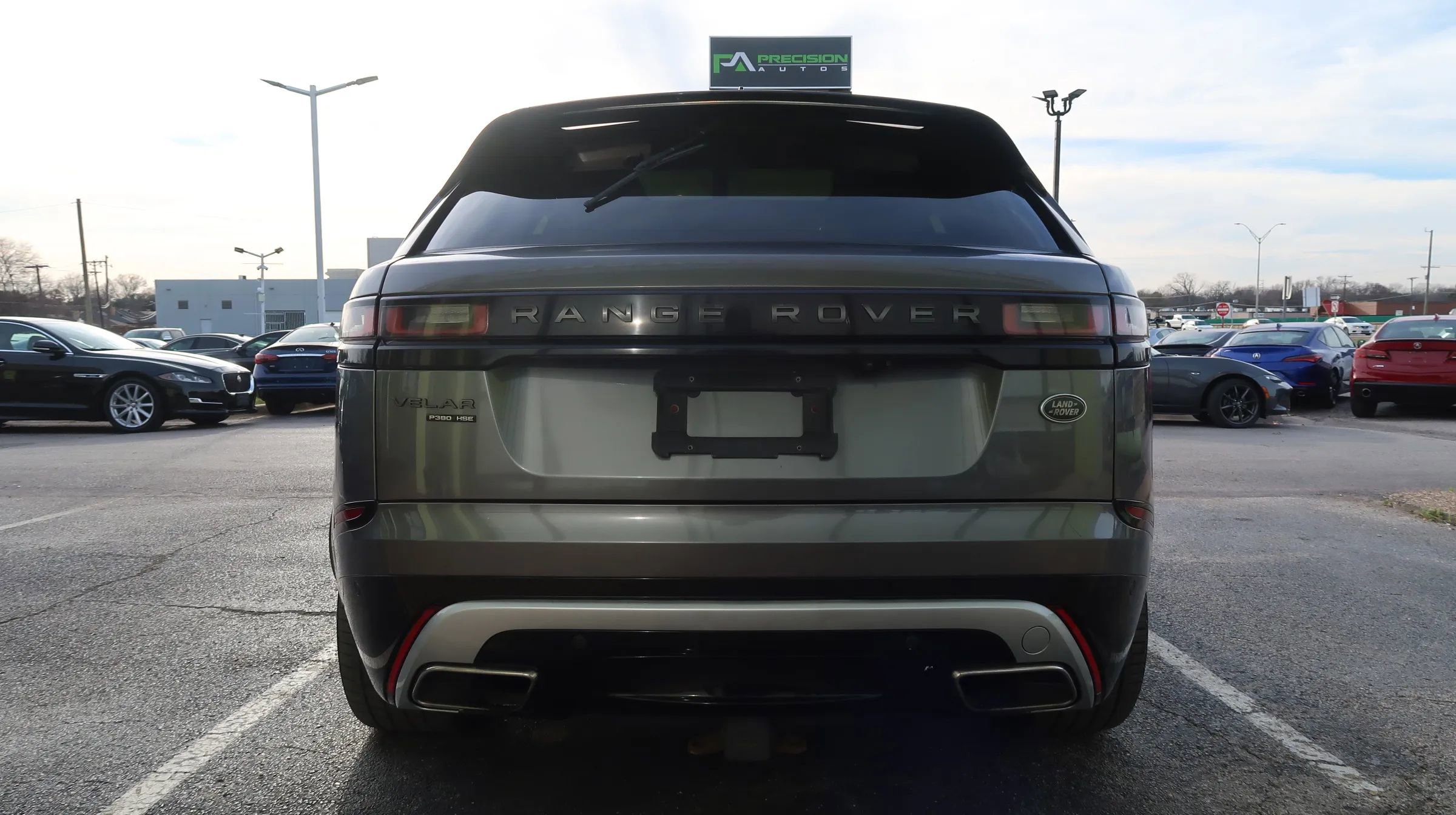 Used 2018 Land Rover Range Rover Velar image 9