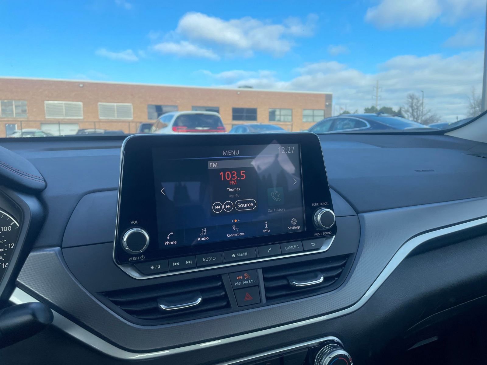 Used 2025 Nissan Altima 2.5 SR image 21