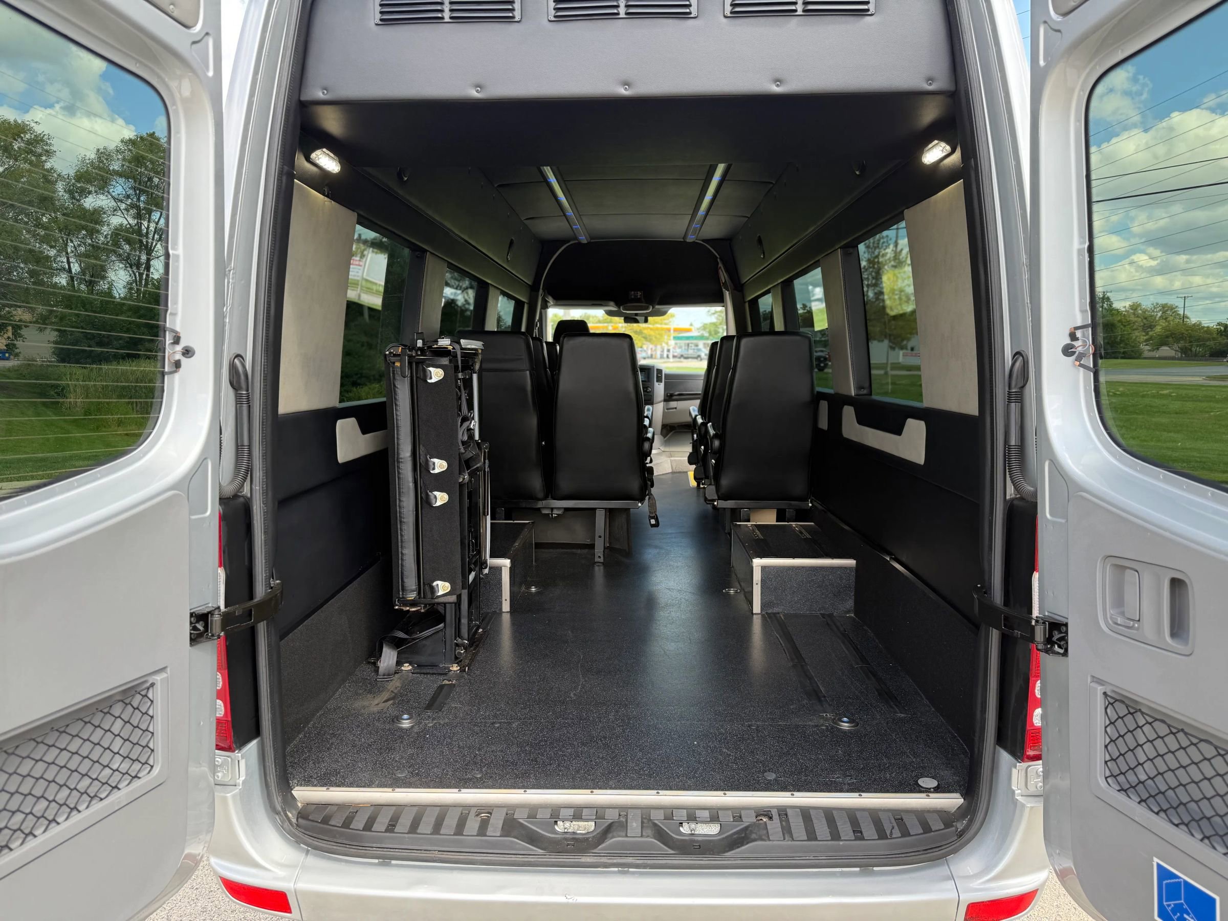 Used 2015 Mercedes-Benz Sprinter 3500 w/ Window Fleet Package image 17