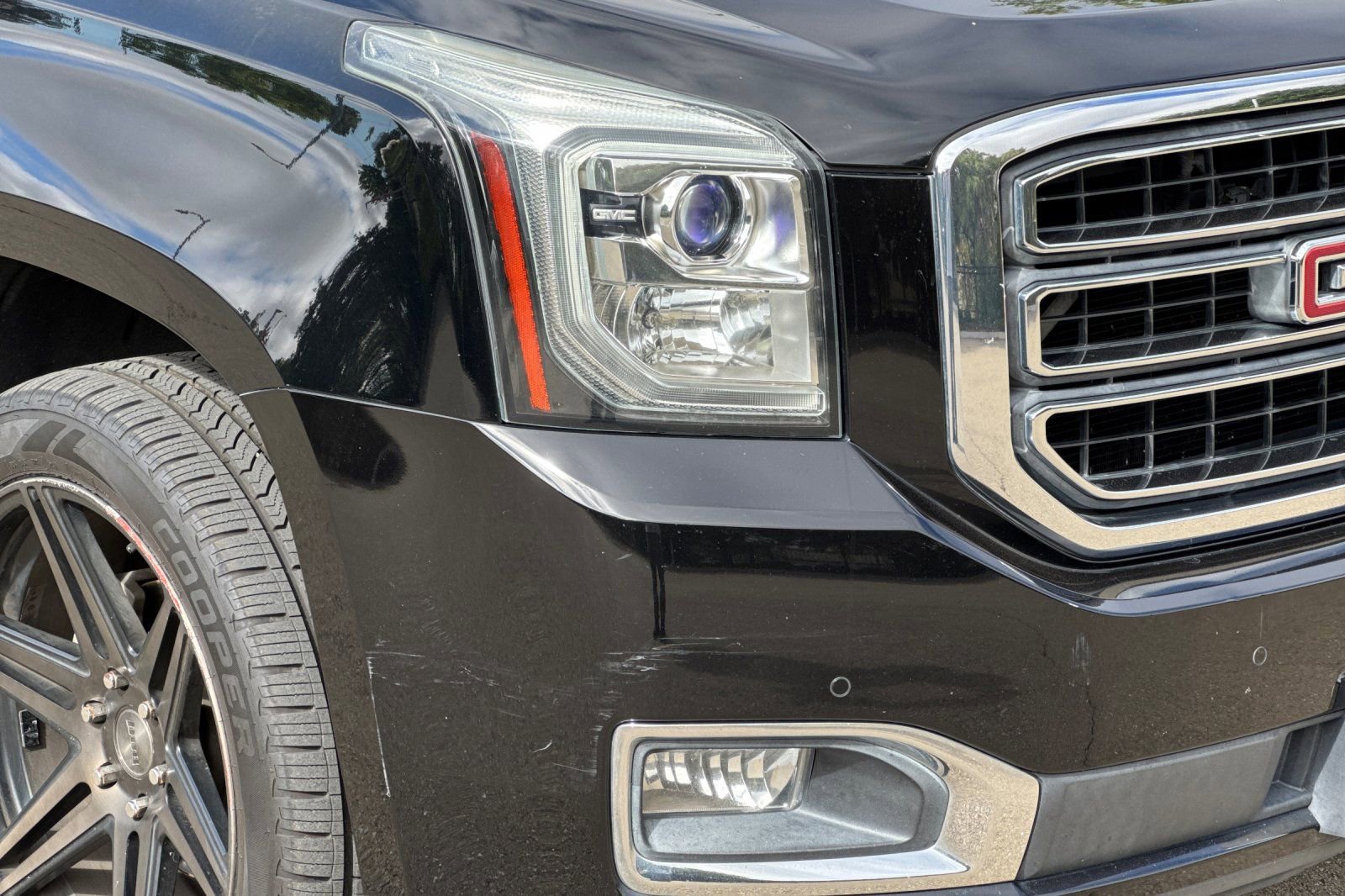 Used 2015 GMC Yukon SLE w/ Convenience Package AWD/4WD image 48