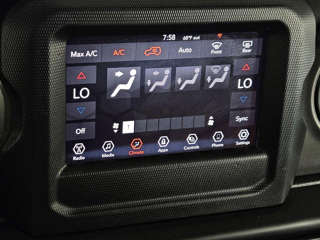 Used 2023 Jeep Wrangler Unlimited image 12