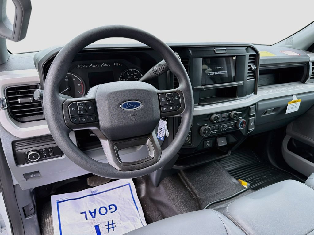 New 2026 Ford F550 4x4 Crew Cab image 14