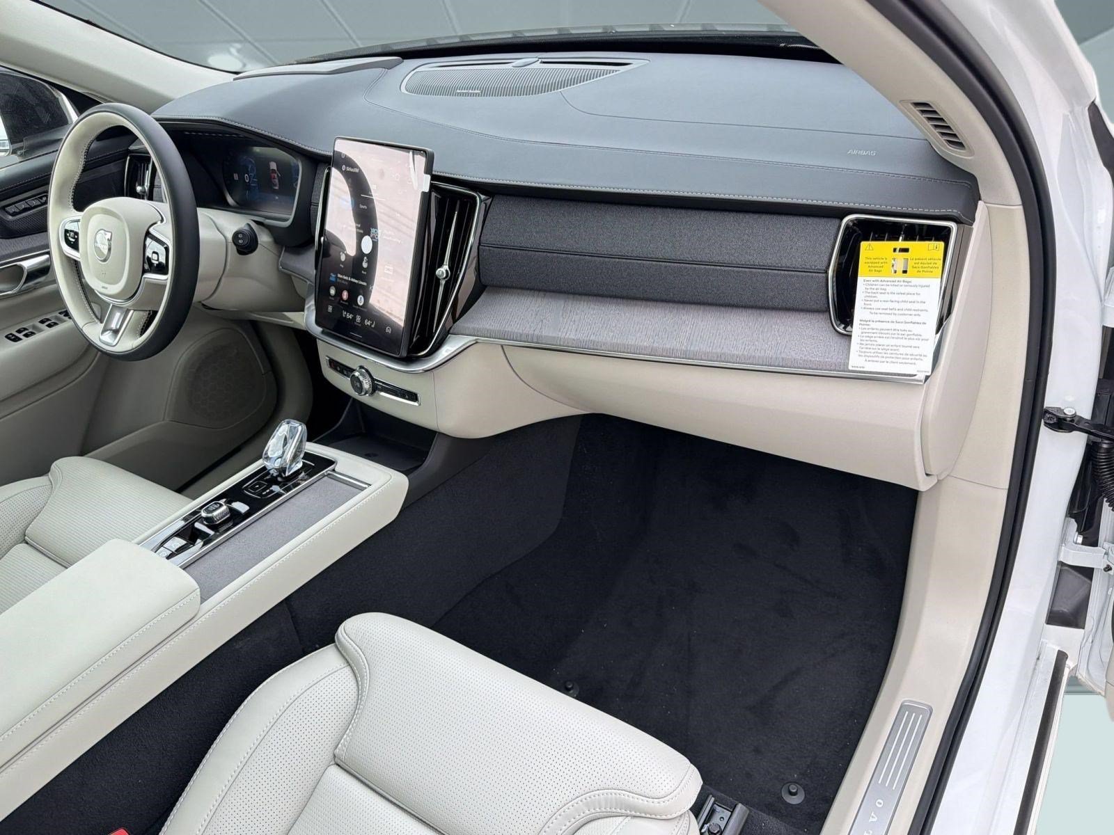 Used 2026 Volvo XC90 T8 Ultra w/ Protection Package Premier AWD/4WD image 31