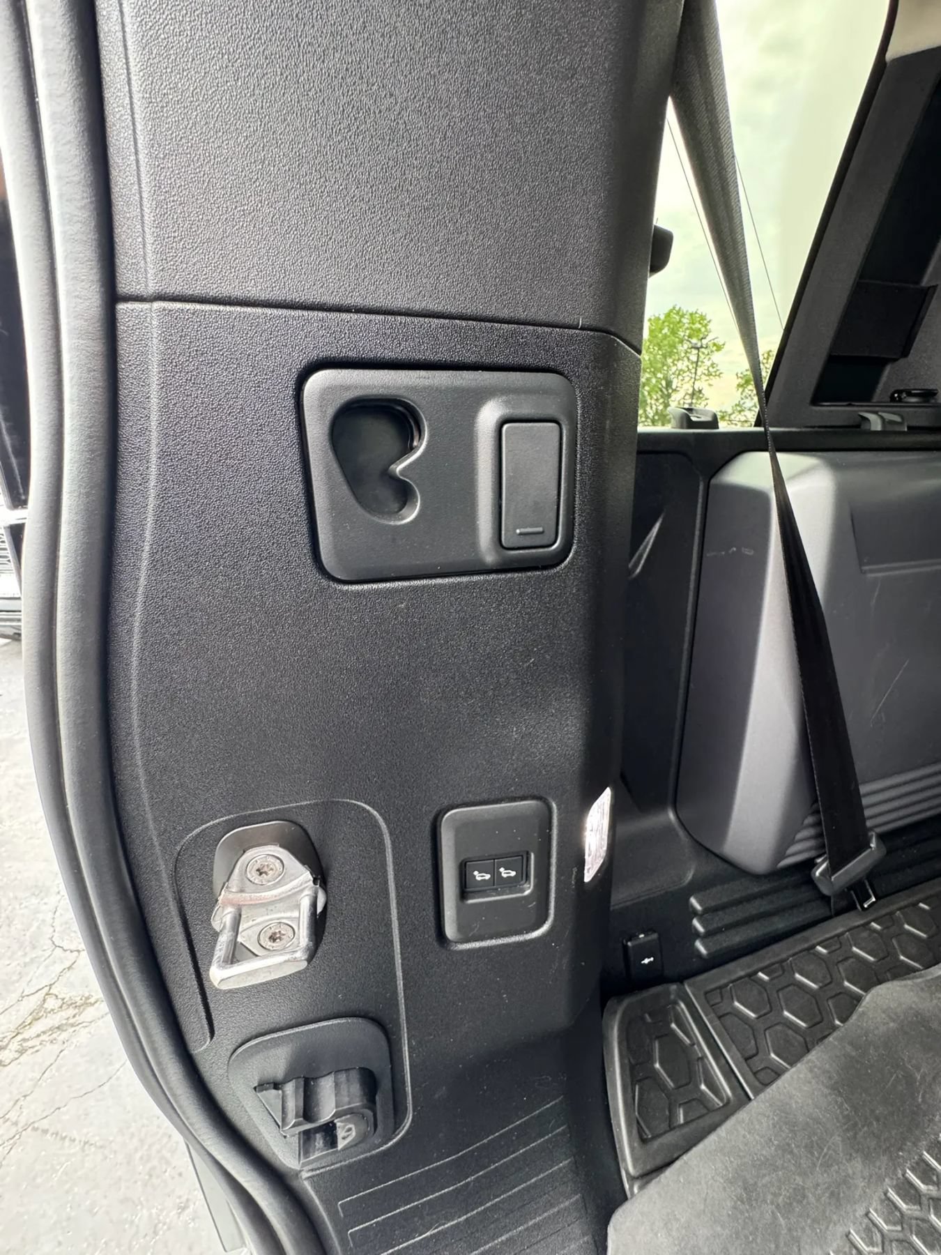 Used 2020 Land Rover Defender 110 HSE AWD/4WD image 54