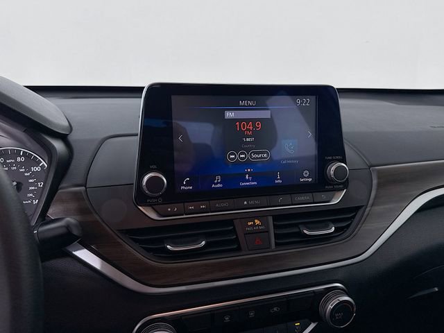 Used 2024 Nissan Altima 2.5 SV image 12